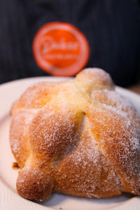 Masa madre, la base del Dulzzo pan de muerto de esta temporada